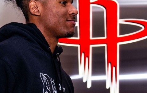 ng28官网下载-社区盾赛程吃紧，多伦多猛龙转会期官宣签约，态度坚定，球队文化再被提及(去西双版纳旅游大概需要多少钱)